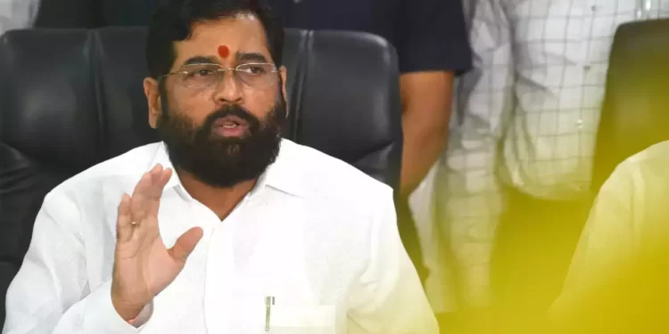 शिंदे की अनदेखी उद्धव को पड़ी महंगी