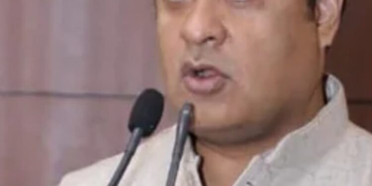 असम के मुख्यमंत्री ने किया डूरंड कप की तीन ट्रॉफियों का अनावरण