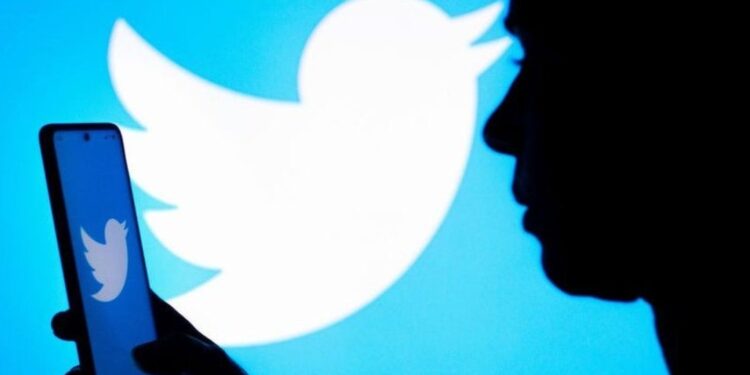 टि्वटर ने 1,122 यूआरएल की ब्लॉक
