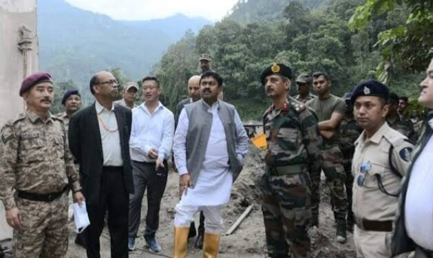 सिक्किम का जायजा लेने जाएगा केंद्रीय दल
