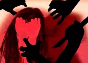 दुष्कर्म करने का आरोप