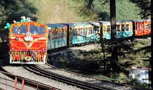 पर्यटकों के लिए 24 दिसंबर से चलेगी हॉलीडे स्पेशल ट्रेन