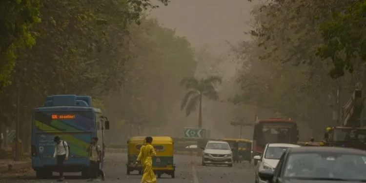 मौसम में उतार-चढ़ाव जारी